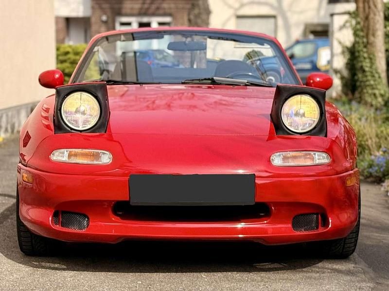 Używany Mazda MX5 116 KM (85 kW) 1993 Czerwony Kabriolet