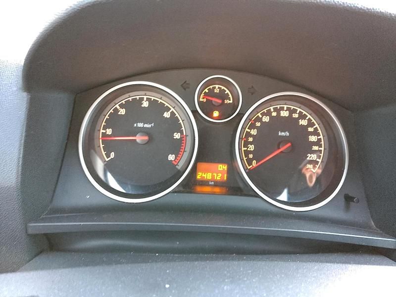 Gebraucht Opel Zafira 148 PS (108 kW) 2005 Schwarz Van / Kleinbus