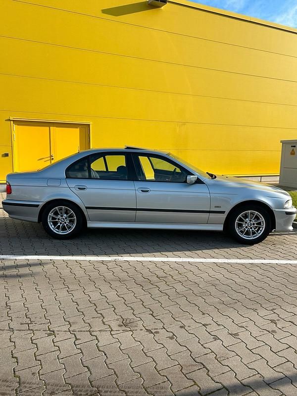 Gebraucht BMW 528 193 PS (141 kW) 1998 Silber Limousine