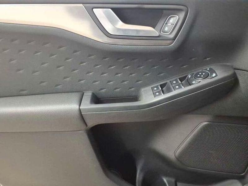 Gebraucht Ford Kuga Titanium 190 PS (139 kW) 2020 Blazer blau SUV