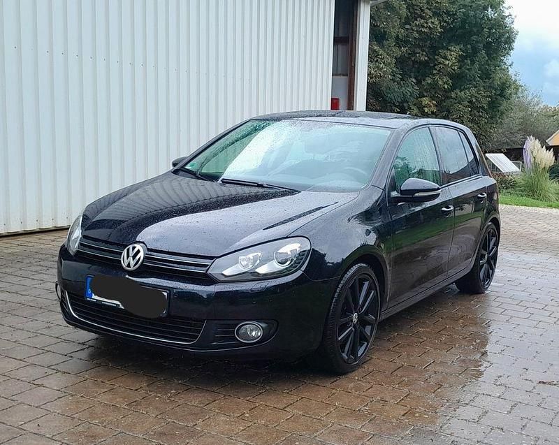 Schwarz Gebraucht 2012 VW Golf VII Match Limousine | 8.200 € (Fairer Preis) - Bild 1/4