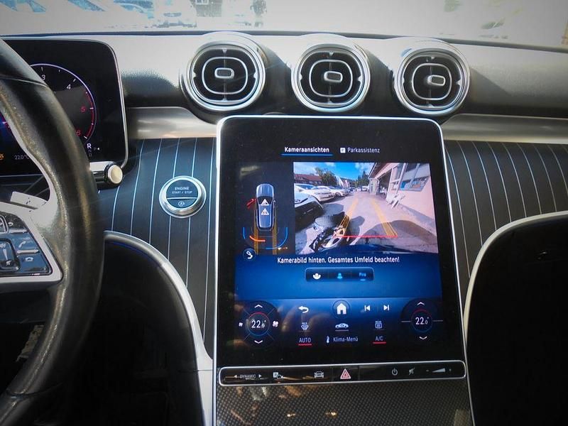 Gebraucht Mercedes C220 Avantgarde 200 PS (147 kW) 2022 Blau Limousine