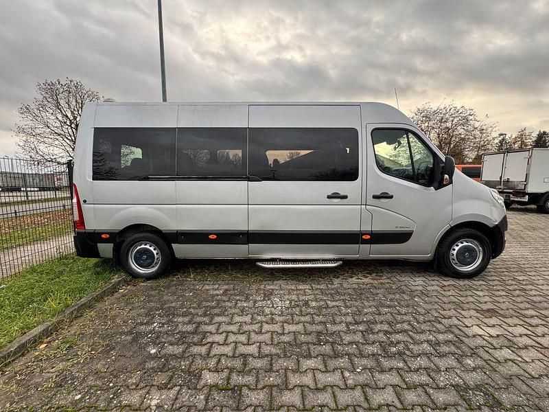 Second-hand Renault Master 125 CP (91 kW) 2010 Gri Monovolum