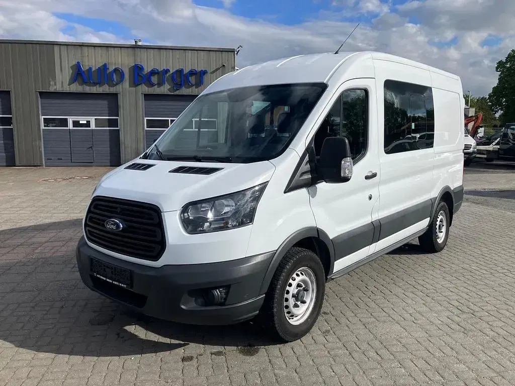 Gebraucht Ford Transit 131 PS (96 kW) 2019 Weiß Van / Kleinbus