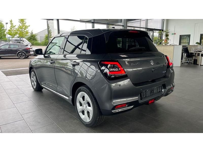 Gebraucht Suzuki Swift Comfort 83 PS (61 kW) 2025 Grau Kleinwagen