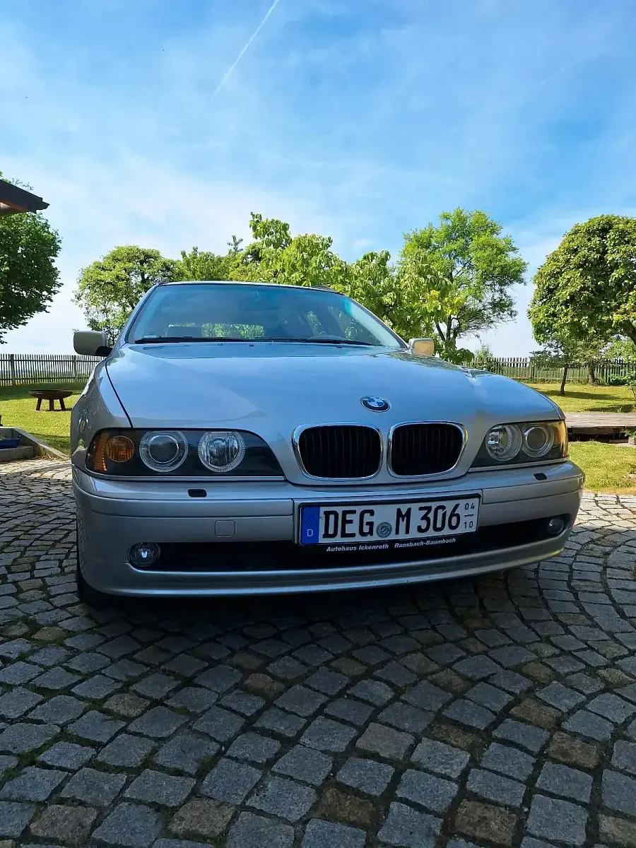Usata BMW 520 170 CV (125 kW) 2002 Argento Station wagon