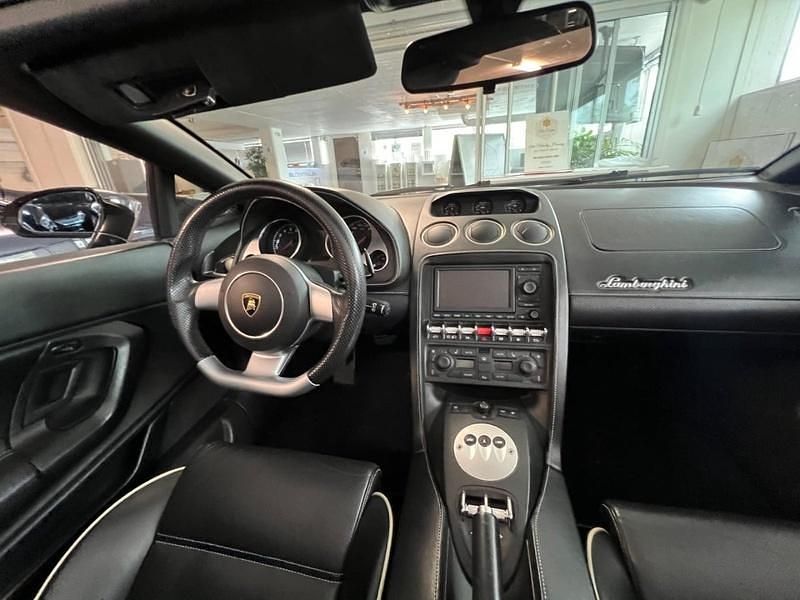 Gebraucht Lamborghini Gallardo 560 PS (411 kW) 2009 Weiss Coupé