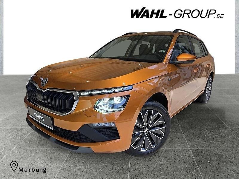 Orange Neu 2025 Skoda Kamiq Drive SUV | 30.595 € (Etwas zu teuer) - Bild 1/4