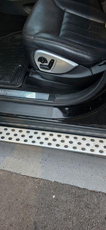 Schwarz Gebraucht 2008 Mercedes ML320 SUV | 11.000 € (Etwas zu teuer) - Bild 1/4