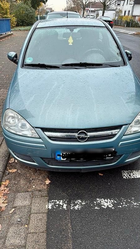 Grau Gebraucht 2005 Opel Corsa Kleinwagen | 1.850 € (Fairer Preis) - Bild 1/4