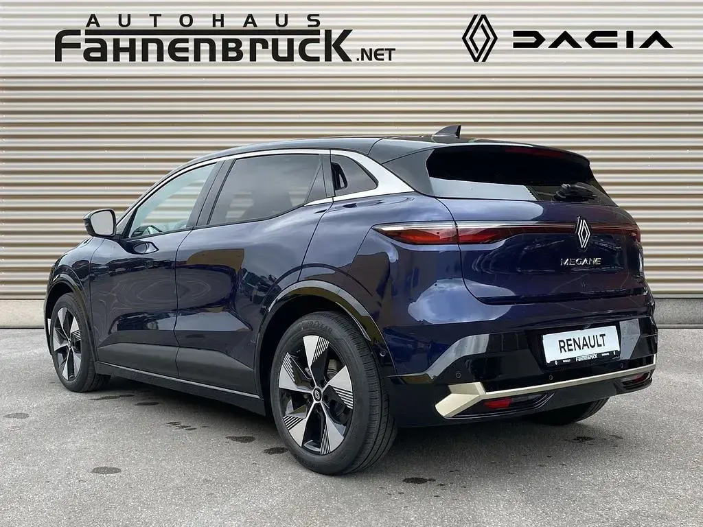 Neu Renault Megane E-Tech Iconic 160 kW (218 PS) 2025 Nachtblau metallic dach in bl Limousine
