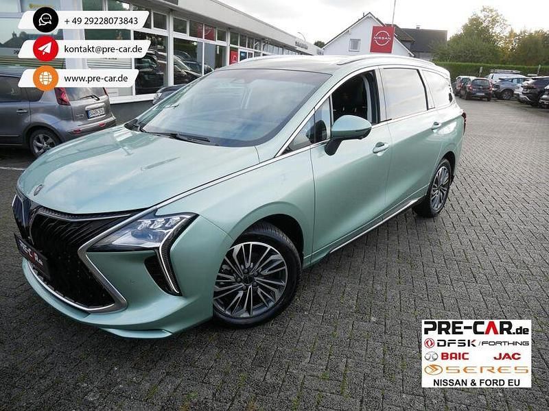 Gebraucht DFSK Forthing 4 177 PS (130 kW) 2026 Grün Van / Kleinbus