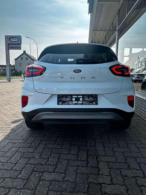 Gebraucht Ford Puma Titanium 125 PS (91 kW) 2020 Frost weiss SUV
