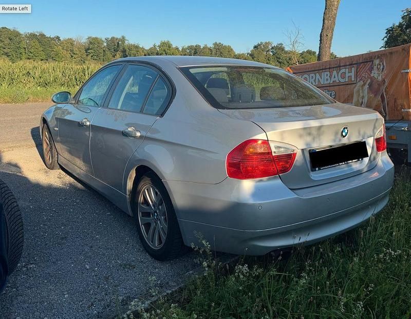 Gebraucht BMW 320 150 PS (110 kW) 2007 Grau Limousine