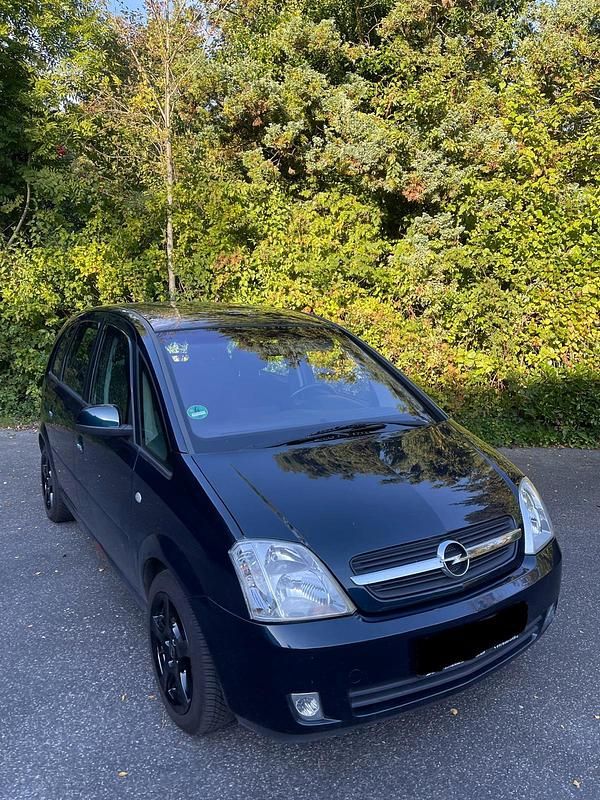 Grün Gebraucht 2005 Opel Meriva Van | 1.290 € (Superpreis) - Bild 1/4