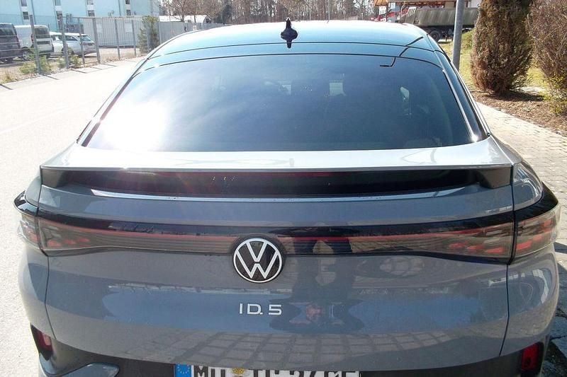 Gebraucht VW ID.5 Pro 127 kW (174 PS) 2023 Grau SUV
