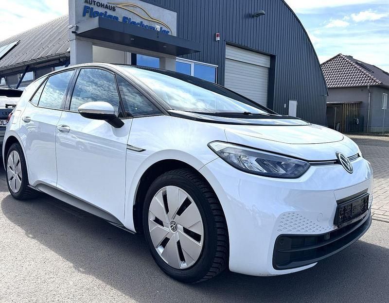 Gebraucht VW ID.3 Pure 110 kW (150 PS) 2022 Weiß Kleinwagen
