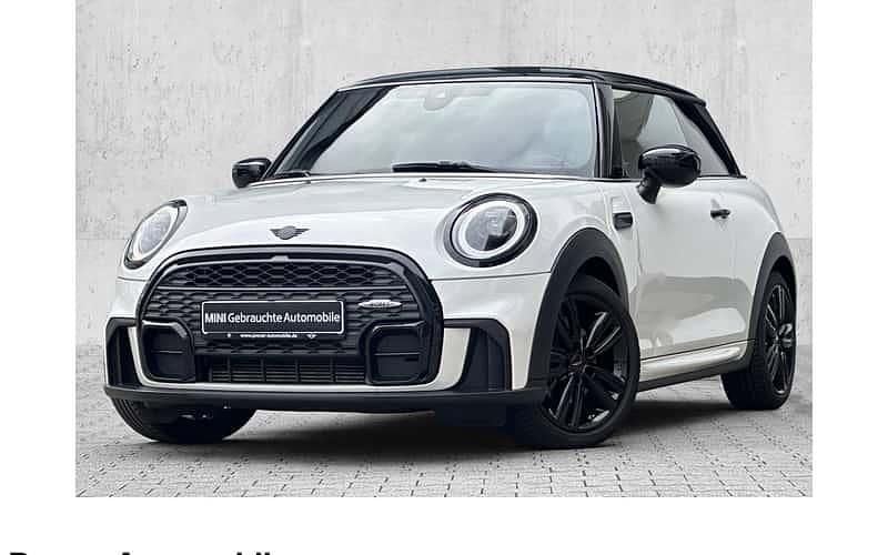 Weiß Gebraucht 2024 Mini Cooper Clubman Classic Kombi | 25.390 € (Fairer Preis) - Bild 1/4