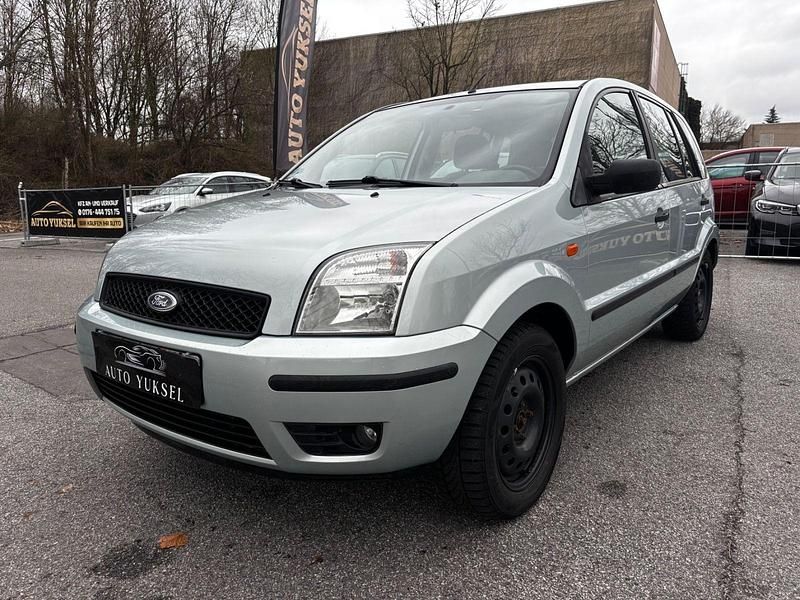 Gebraucht Ford Fusion Trend 101 PS (74 kW) 2004 Grau Kleinwagen