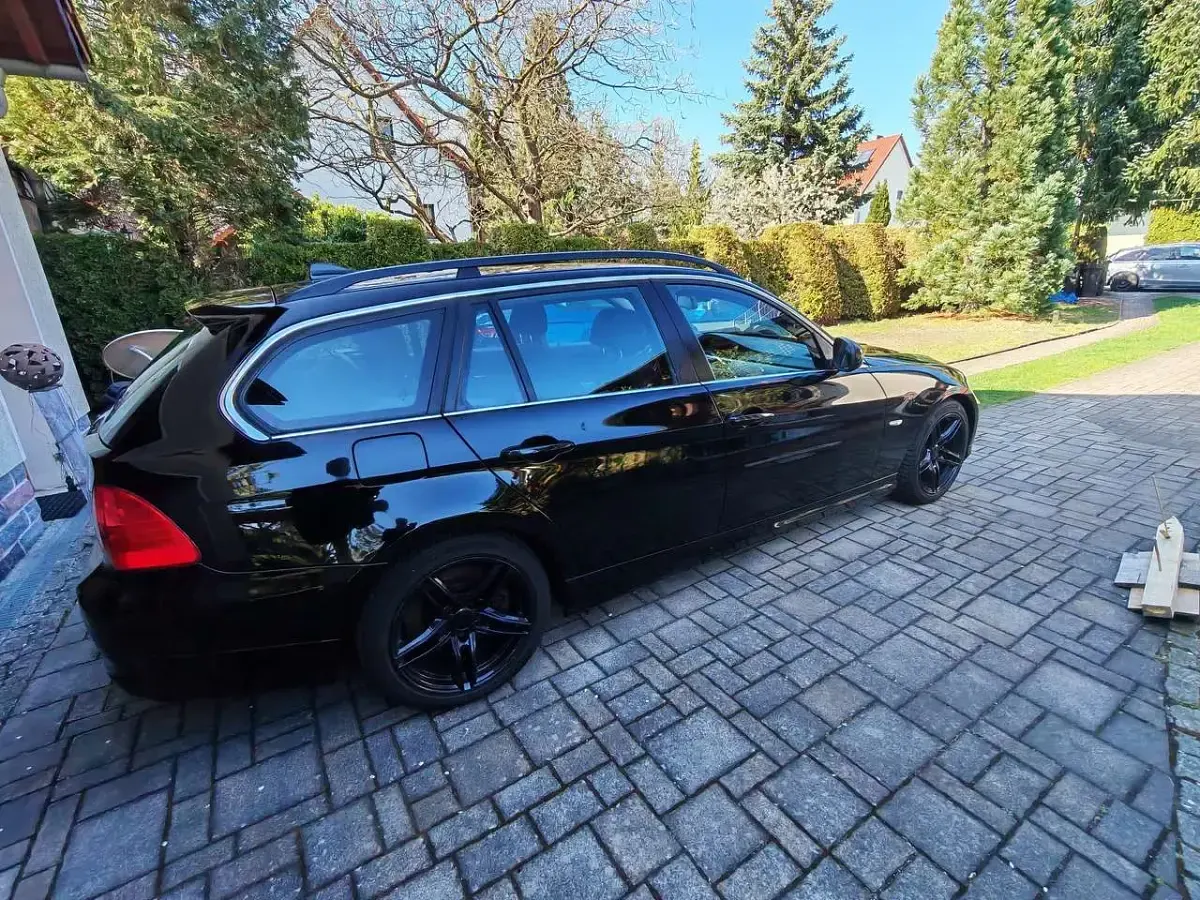 Usata BMW 330 245 CV (180 kW) 2009 Nero Station wagon