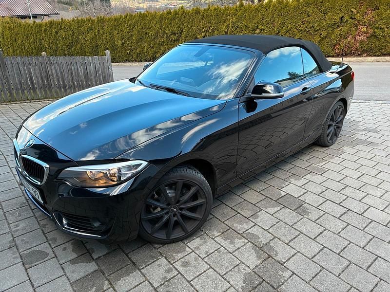 Gebraucht BMW 218 136 PS (100 kW) 2016 Schwarz Cabrio