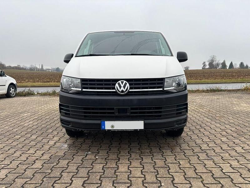 Weiß Gebraucht 2019 VW Transporter Van | 13.990 € (Guter Preis) - Bild 1/4