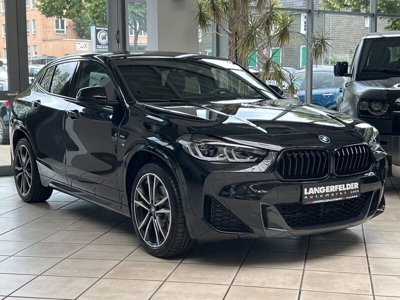 Black sapphire metallic Gebraucht 2024 BMW X2 M Sport SUV | 41.999 € (Teuer) - Bild 1/4