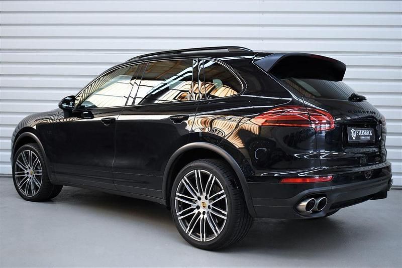 Gebraucht Porsche Cayenne 385 PS (283 kW) 2014 Schwarz SUV