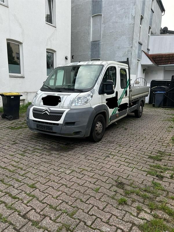 Weiß Gebraucht 2011 Citroën Jumper Van / Kleinbus | 4.000 € - Bild 1/4