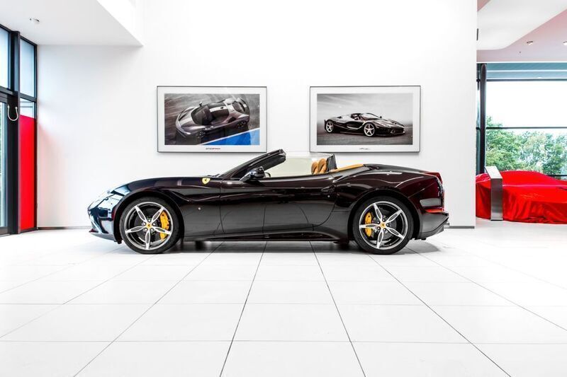 Blau Gebraucht 2014 Ferrari California Cabrio | 145.000 € (Fairer Preis) - Bild 1/4