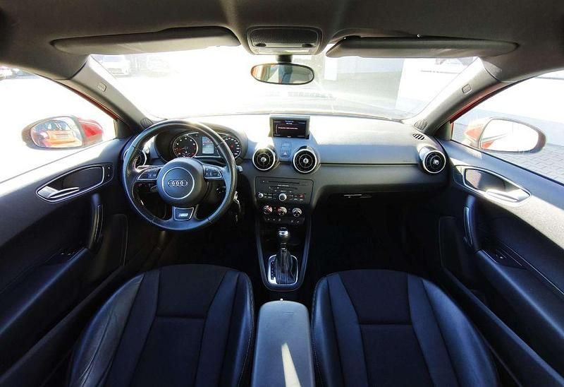 Gebraucht Audi A1 S-Line 122 PS (89 kW) 2011 Rot Kleinwagen