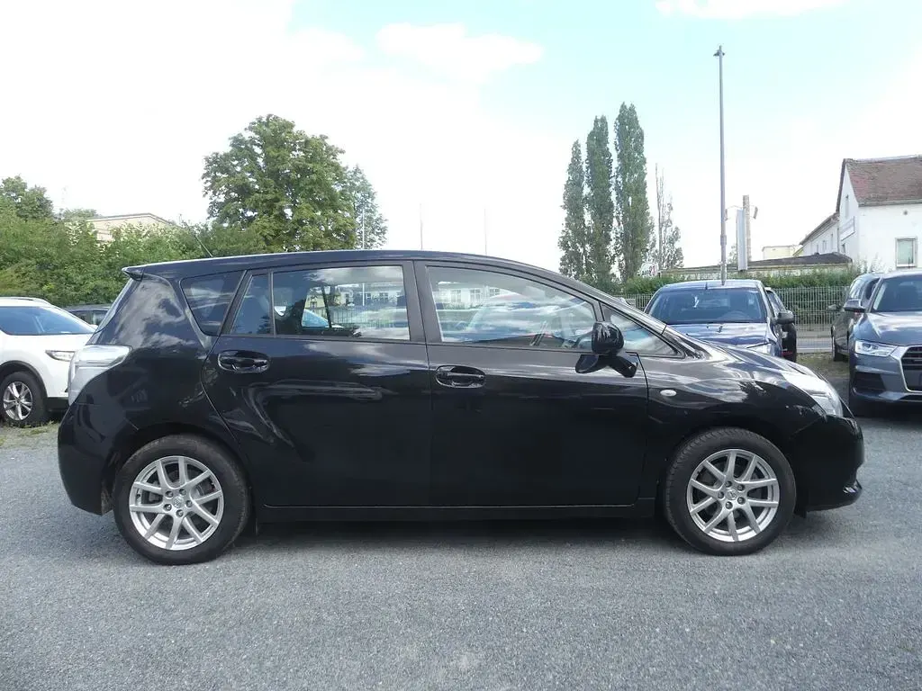 Gebraucht Toyota Verso Executive 147 PS (108 kW) 2009 Schwarz Van / Kleinbus