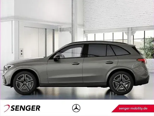 Gebraucht Mercedes GLC220 AMG 197 PS (144 kW) 2023 SUV