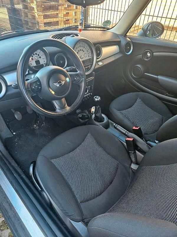 Usado Mini ONE 2012 Castanho Citadino