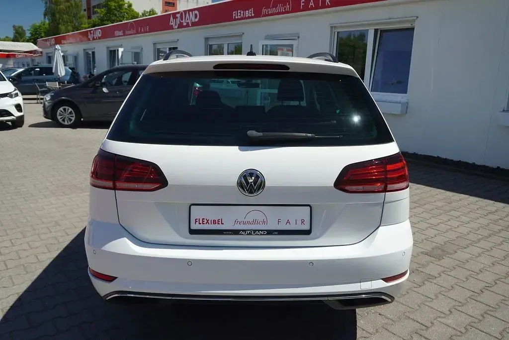 Gebraucht VW Golf VII United 116 PS (85 kW) 2020 Weiß Kombi