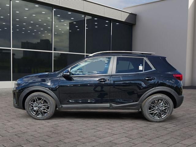 Gebraucht Kia Stonic 101 PS (74 kW) 2025 Schwarz SUV