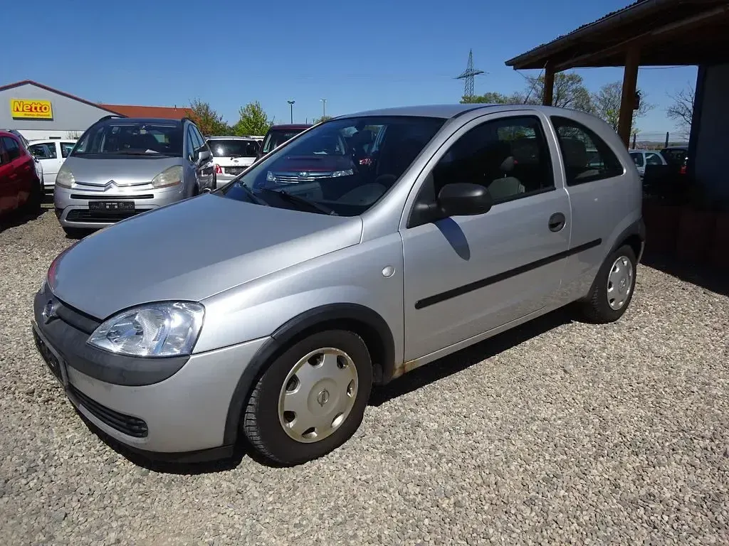 Usata Opel Corsa 58 CV (42 kW) 2000 Grigio Berlina