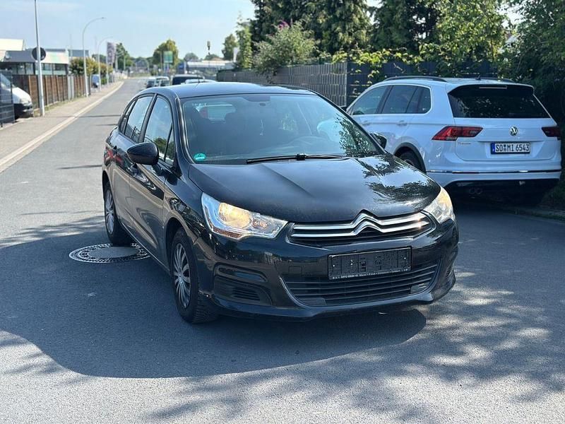Gebraucht Citroën C4 Attraction 95 PS (69 kW) 2013 Schwarz Limousine
