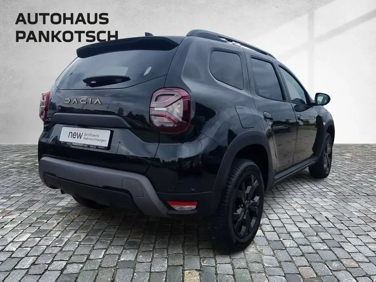 Gebraucht Dacia Duster Extreme 131 PS (96 kW) 2023 Perlmuttschwarz met SUV