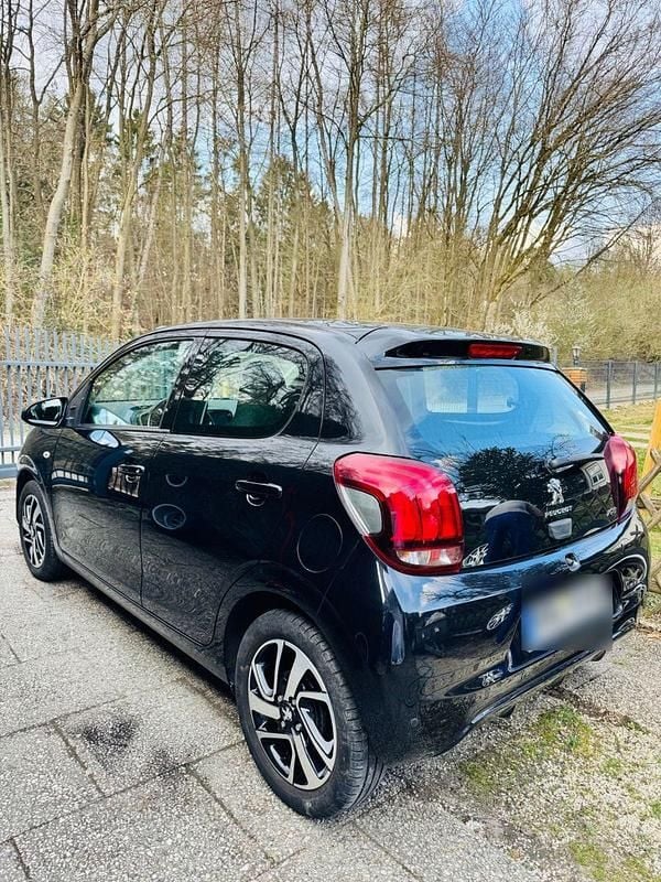 Gebraucht Peugeot 108 Allure 69 PS (50 kW) 2018 Schwarz Kleinwagen