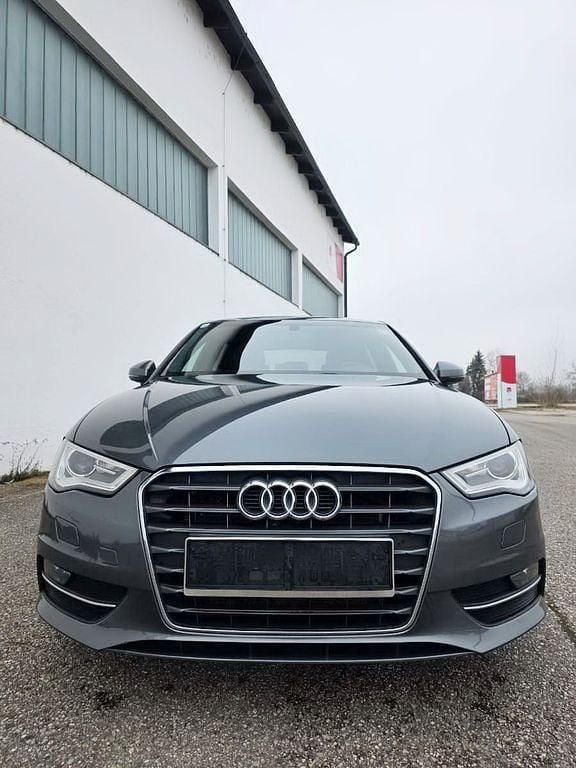 Gebraucht Audi A3 Ambition 150 PS (110 kW) 2014 Grau Limousine