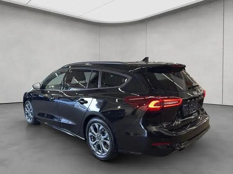 Gebraucht Ford Focus ST-Line X 155 PS (114 kW) 2024 Agate black metallic Kombi