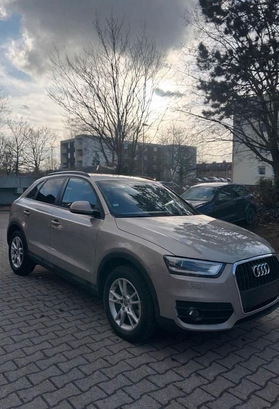 Gebraucht Audi Q3 140 PS (102 kW) 2013 Gelb SUV