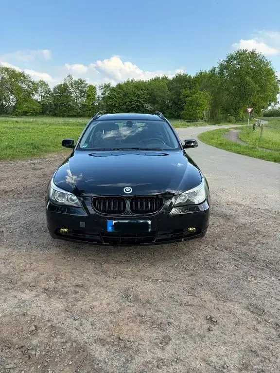 Gebraucht BMW 545 333 PS (244 kW) 2004 Schwarz Kombi
