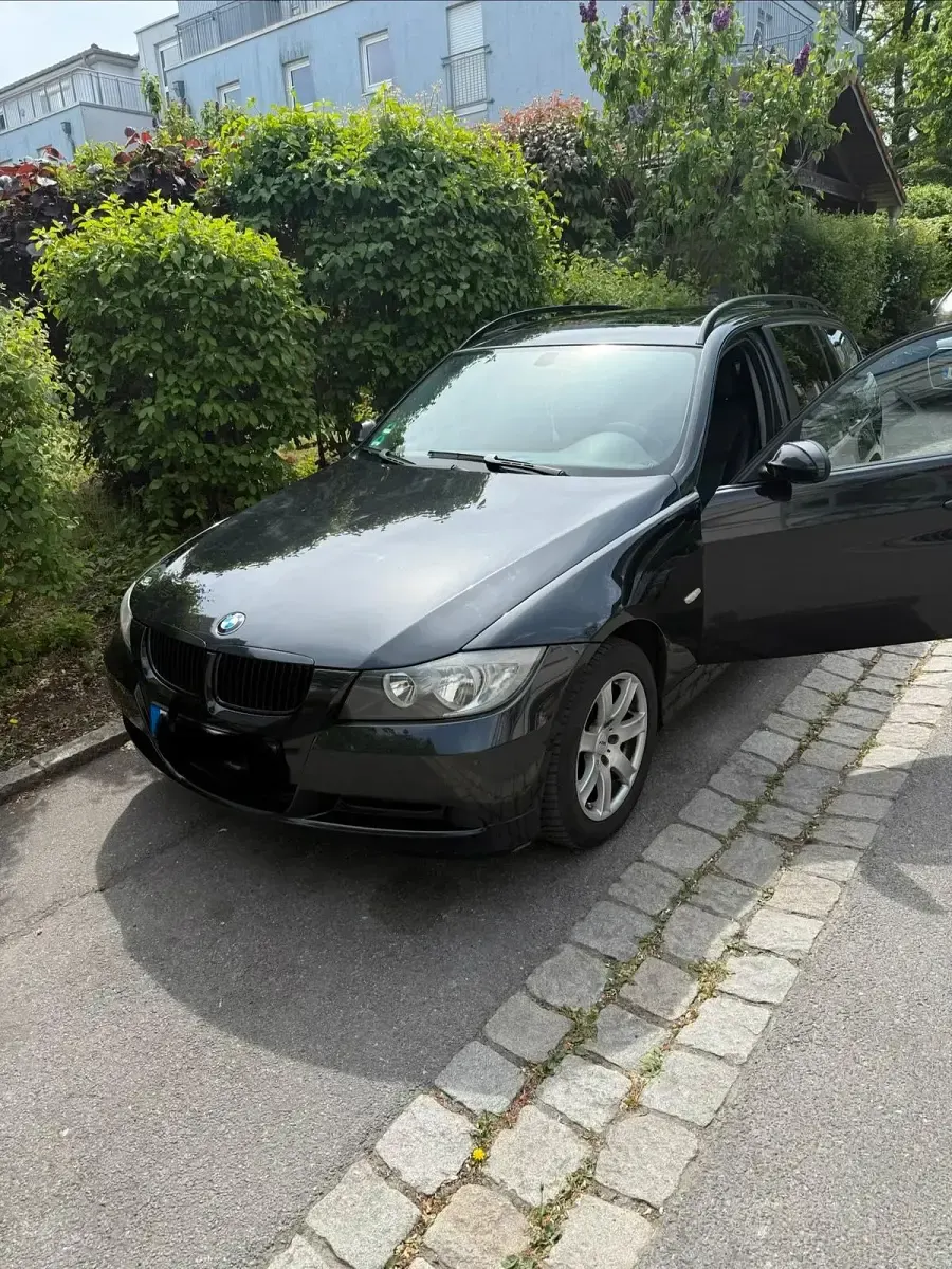 Gebraucht BMW 320 150 PS (110 kW) 2006 Schwarz Kombi