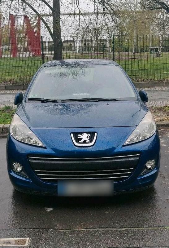 Gebraucht Peugeot 207 73 PS (53 kW) 2009 Blau Limousine