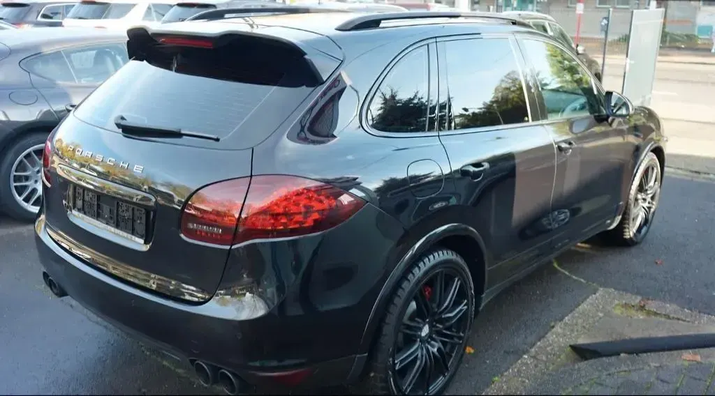 Gebraucht Porsche Cayenne 245 PS (180 kW) 2013 Schwarz SUV