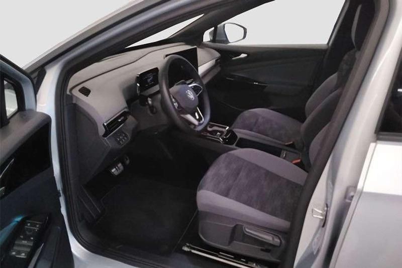 Gebraucht VW ID.4 Pro 210 kW (286 PS) 2025 Silber SUV