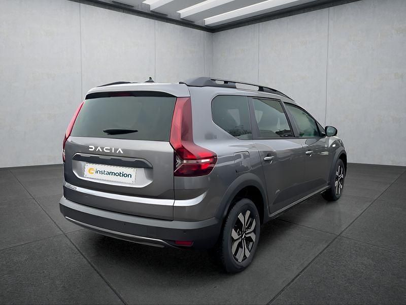 Neu Dacia Jogger 110 PS (80 kW) 2025 Grau Van / Kleinbus
