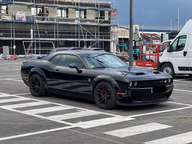 Schwarz Gebraucht 2022 Dodge Challenger Coupé | 69.000 € (Superpreis) - Bild 1/4